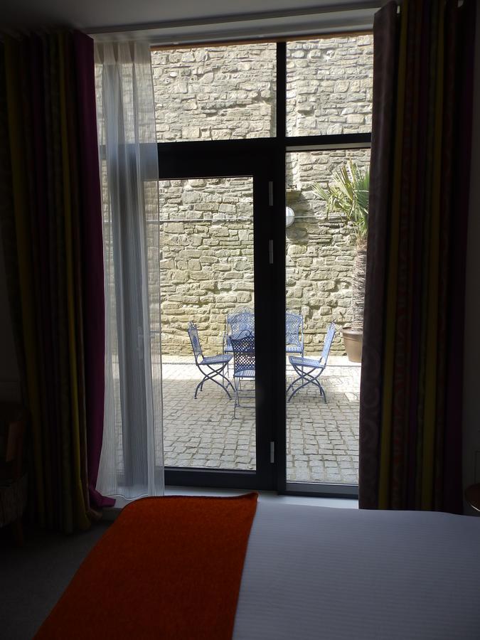 Hôtel Restaurant James Sommerin à Penarth Extérieur photo